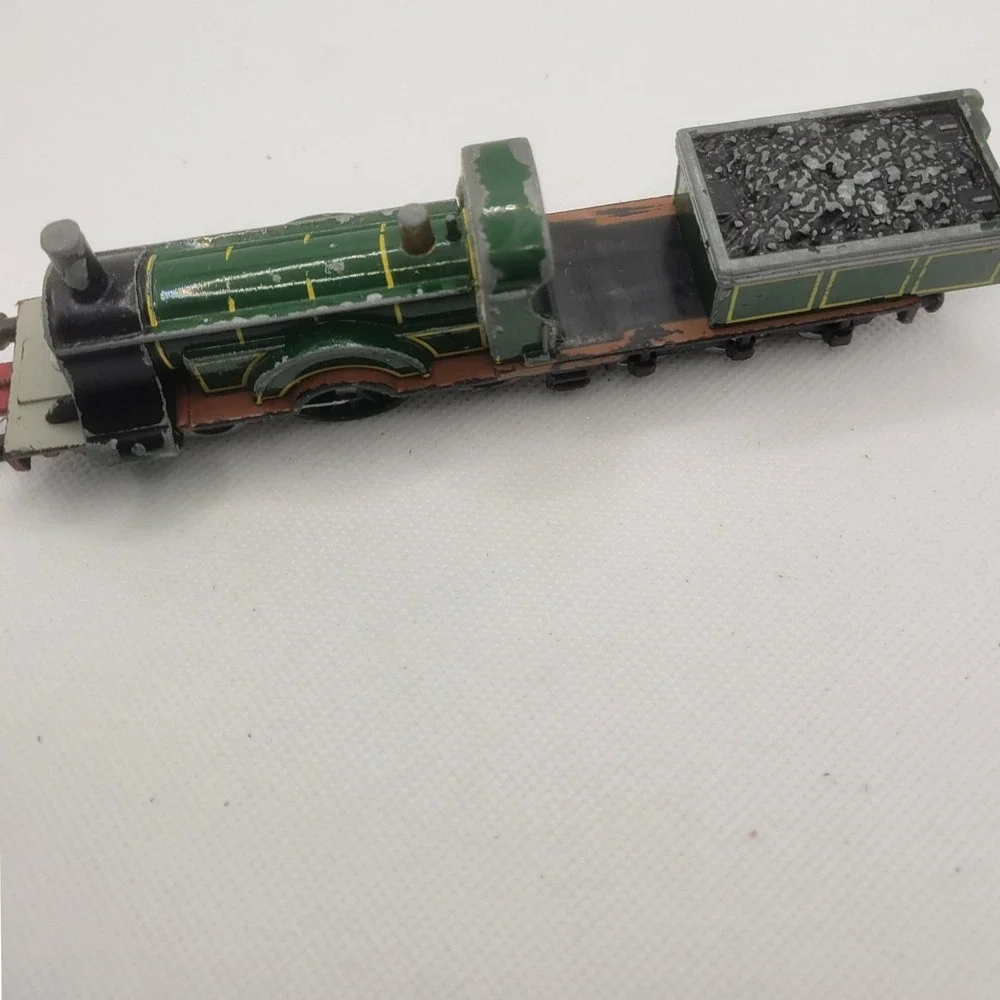 Ertl Thomas & Friends Oliver #11 metal Die-Cast Train Engine 2003
